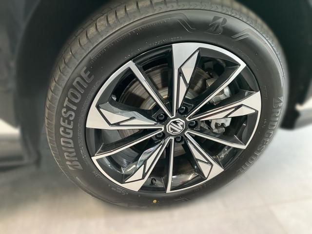 Bild 3: MG HS PHEV+ Comfort Stoff Schwarz