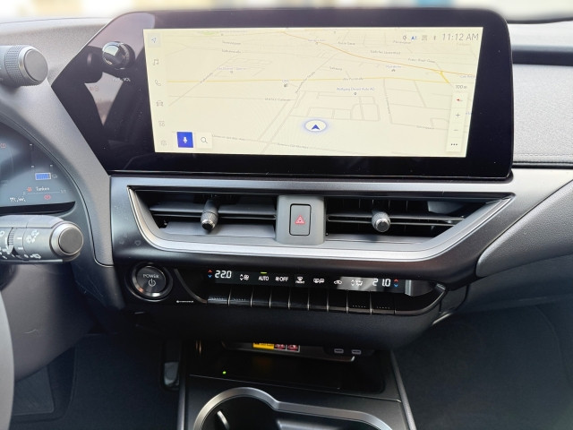 Bild 7: Lexus UX 300h F-Sport Design