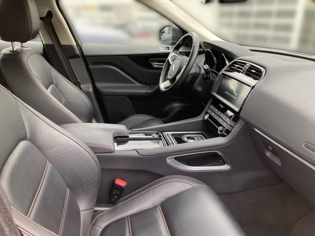 Bild 5: Jaguar F-Pace 20d Prestige AWD AT