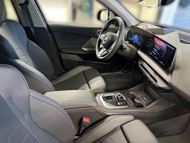 Bild 5: BMW BMW 120 5-Türer B38