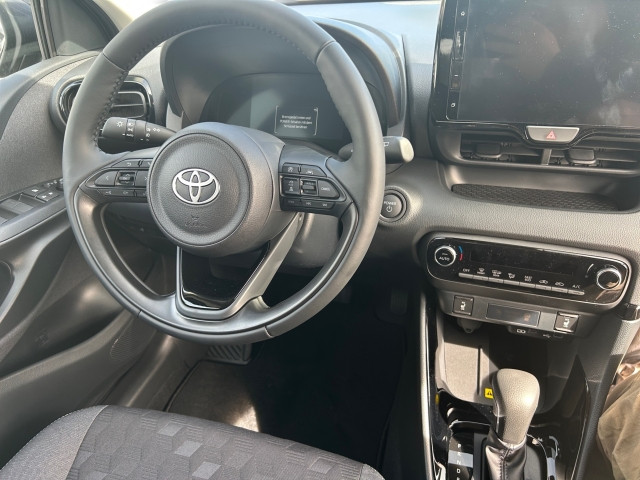 Bild 6: Toyota Yaris - 1,5 l, 116 PS 5-tg. Active Drive