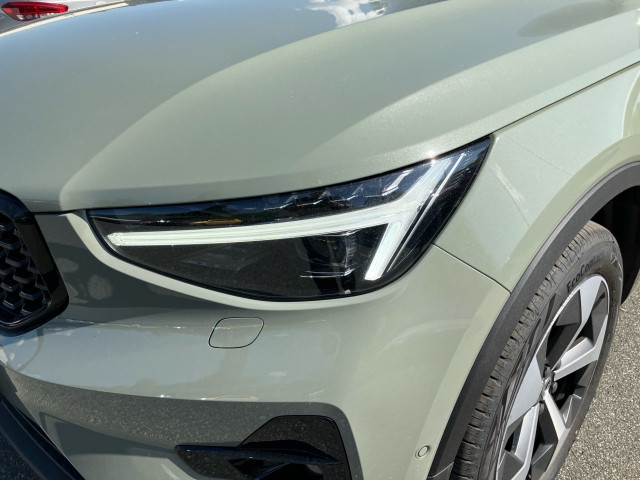 Bild 11: VOLVO PKW XC40 Plus, B3 Mild Hybrid, Benzin, Dark