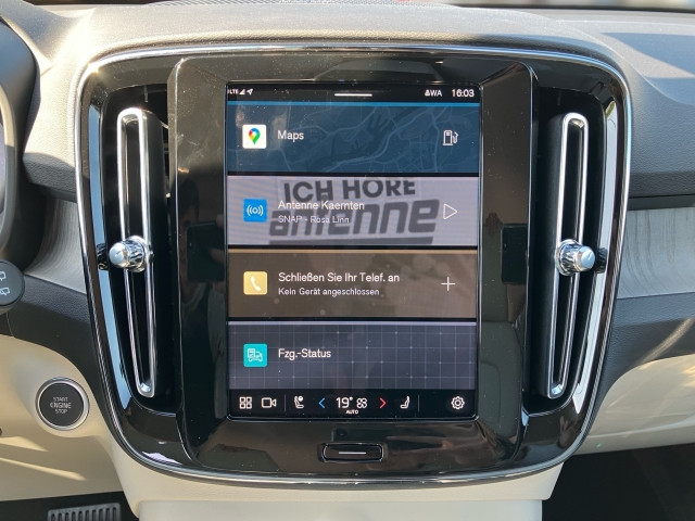 Bild 7: VOLVO PKW XC40 Plus, B3 Mild Hybrid, Benzin, Dark