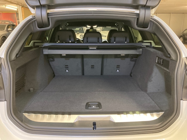 Bild 6: BMW 330e Touring G21 XB1