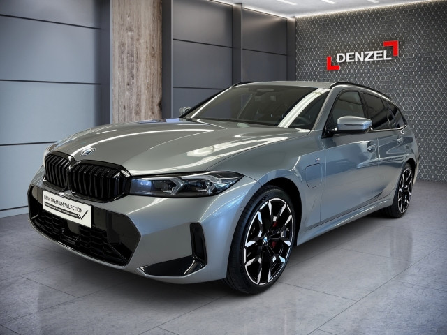 Bild 0: BMW 330e xDrive Touring G51