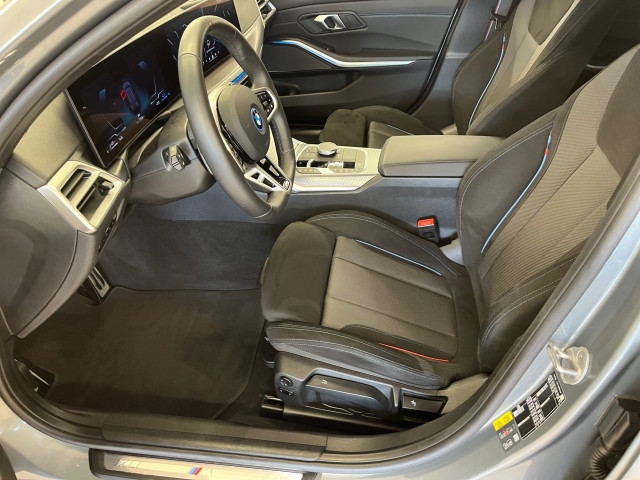 Bild 14: BMW 330e xDrive Touring G51