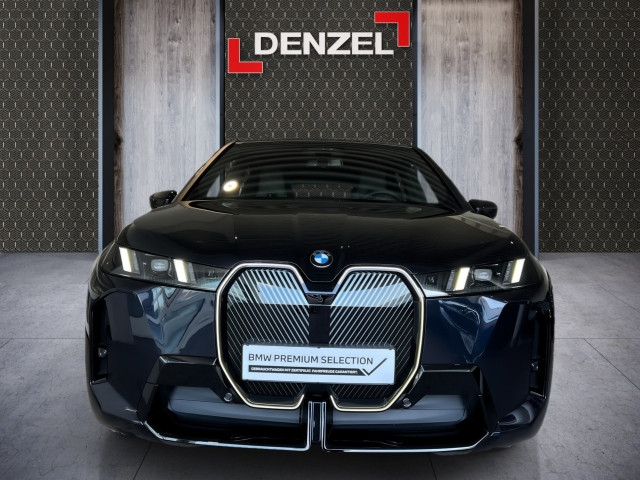 Bild 12: BMW PKW i-Serie iX xDrive45