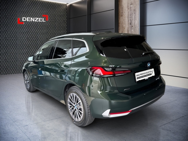 Bild 2: BMW 230e xDrive Active Tourer U06 XB2