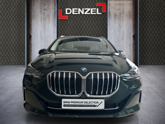 Bild 2: BMW 230e xDrive Active Tourer U06 XB2