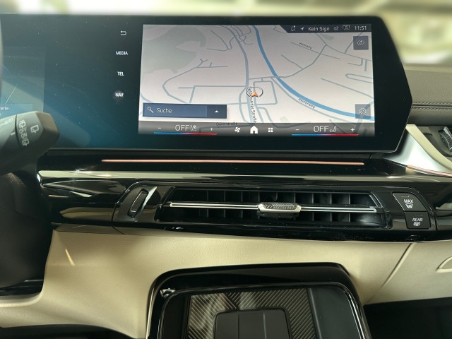 Bild 7: BMW 230e xDrive Active Tourer U06 XB2