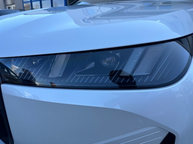 Bild 11: BMW PKW i-Serie iX xDrive45