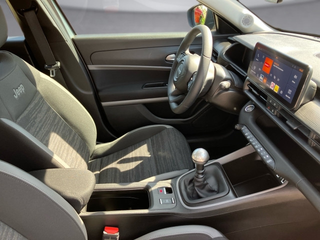 Bild 10: Jeep Avenger ICE MY25 1,2 GSE T3 Longitude