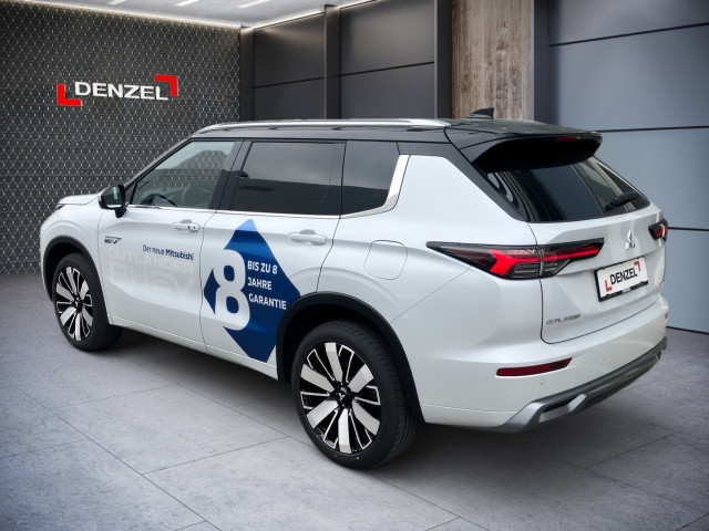 Bild 2: Mitsubishi Outlander PHEV 2,4 4WD Diamond 2-tone Leder