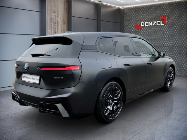 Bild 11: BMW PKW i-Serie iX xDrive45