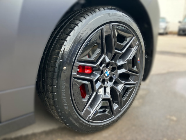 Bild 4: BMW PKW i-Serie iX xDrive45