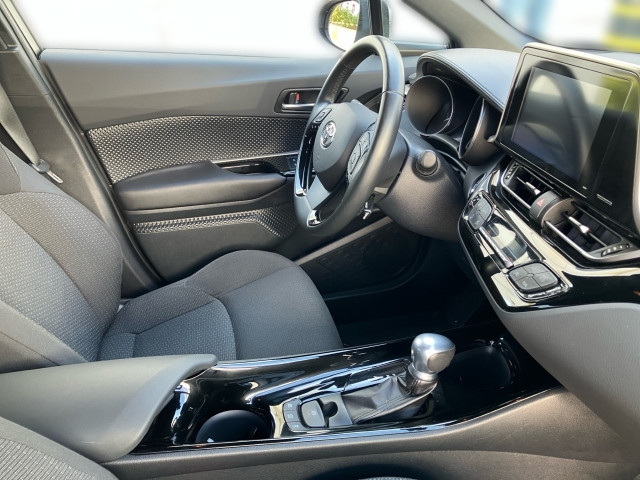 Bild 9: Toyota C-HR 1,8 Hybrid 2WD