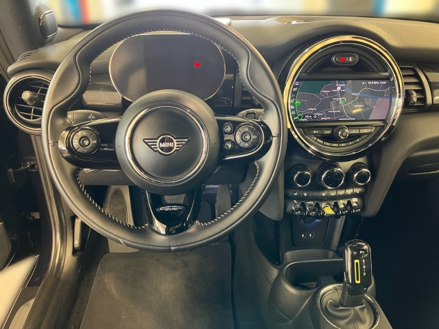 Bild 6: Mini Cooper SE BEV F56 IB1