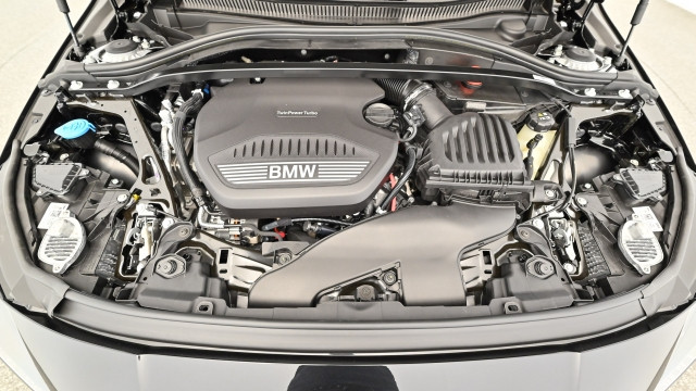 Bild 13: BMW 120d xDrive 5-Türer F40