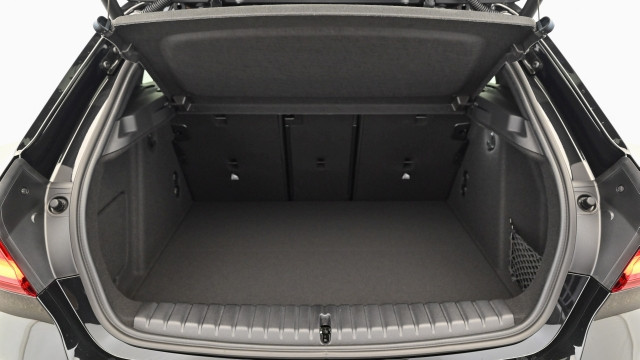 Bild 7: BMW 120d xDrive 5-Türer F40