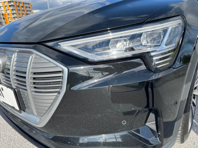 Bild 11: Audi E Tron Elektro Allrad