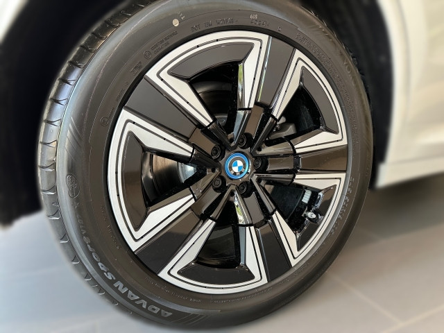 Bild 5: BMW iX3 G08 HA0