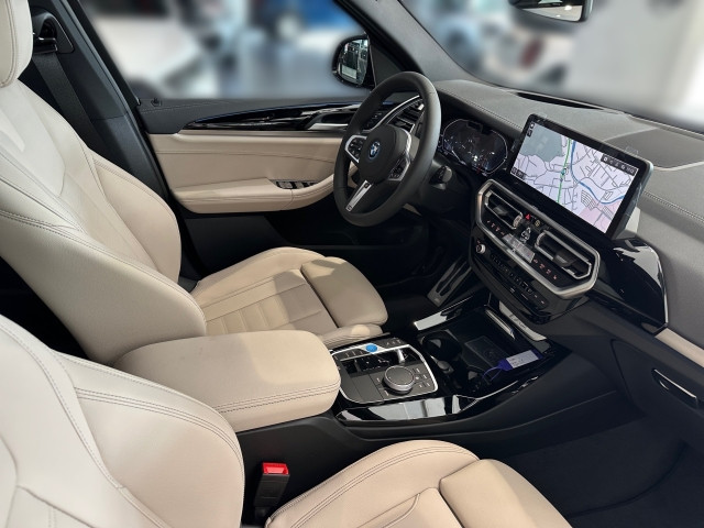 Bild 7: BMW iX3 G08 HA0