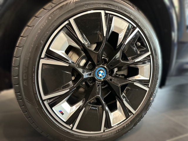 Bild 7: BMW iX3 G08 HA0