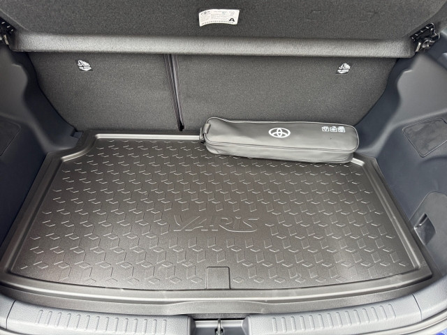 Bild 9: Toyota Yaris - 1,5 l, 116 PS 5-tg. Active Drive Hybrid