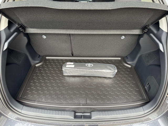 Bild 9: Toyota Yaris - 1,5 l, 116 PS 5-tg. Active Drive Hybrid