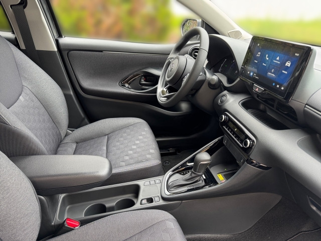 Bild 5: Toyota Yaris - 1,5 l, 116 PS 5-tg. Active Drive Hybrid