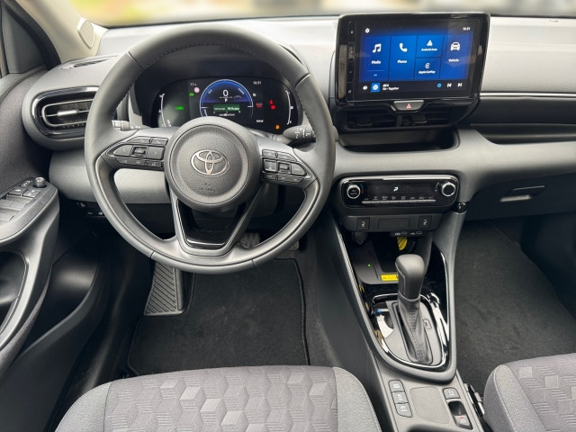 Bild 6: Toyota Yaris - 1,5 l, 116 PS 5-tg. Active Drive Hybrid