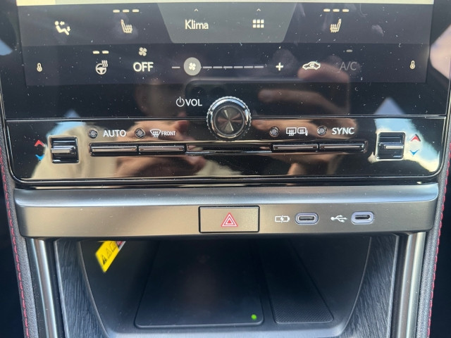 Bild 10: Lexus LBX Elegant Black 136PS 2WD + Technologiepaket