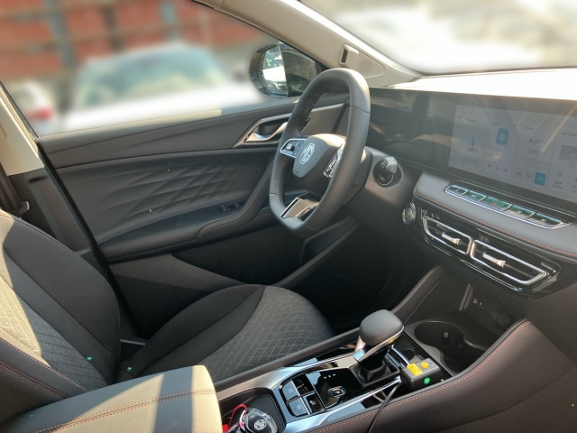Bild 5: MG HS PHEV+ Comfort Stoff Schwarz
