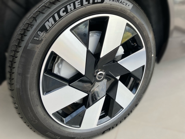Bild 4: VOLVO PKW XC60 Ultra, T6 Plug-in Hybrid, Elektrisch/Benzin, Dark