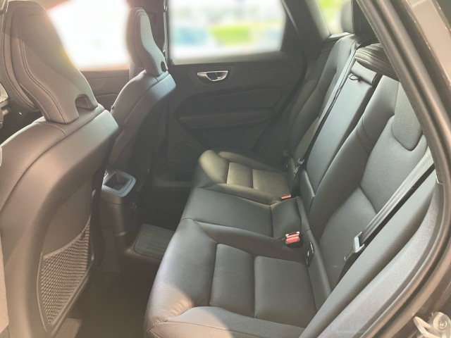 Bild 6: VOLVO PKW XC60 Ultra, T6 Plug-in Hybrid, Elektrisch/Benzin, Dark