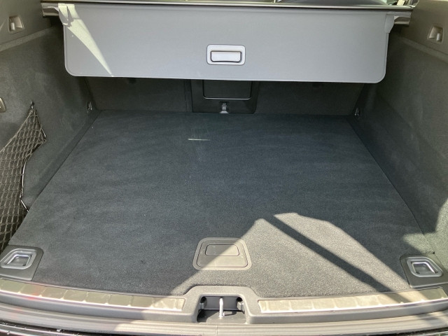 Bild 9: VOLVO PKW XC60 T6 AWD Plug-In Ultra Dark