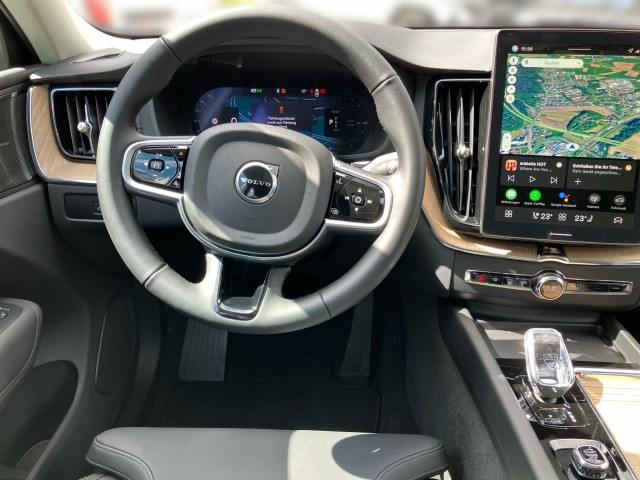 Bild 6: VOLVO PKW XC60 T6 AWD Plug-In Ultra Dark