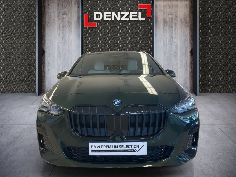 Bild 12: BMW 230e xDrive Active Tourer U06 XB2