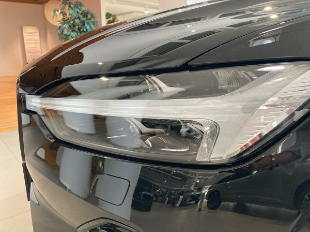 Bild 2: VOLVO PKW XC60 Ultra, T6 AWD Plug-in Hybrid, Elektrisch/Benzin, Dark