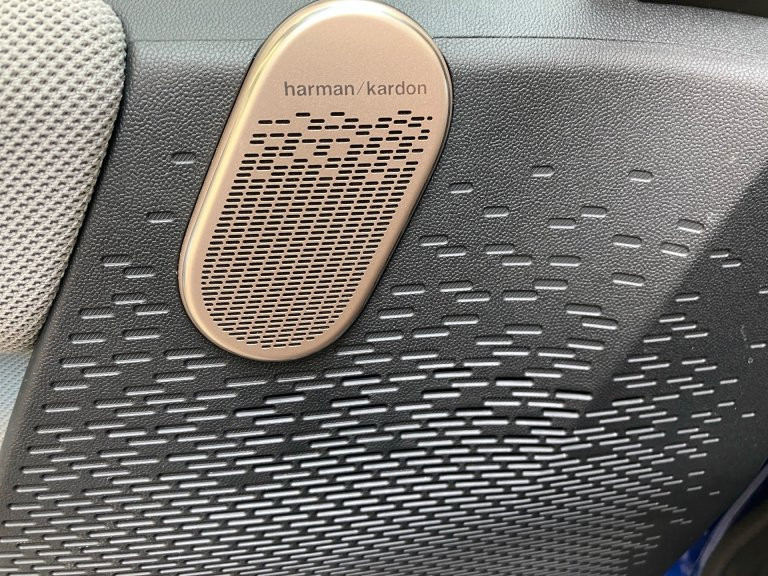 Bild 13: Mini Cooper SE J01