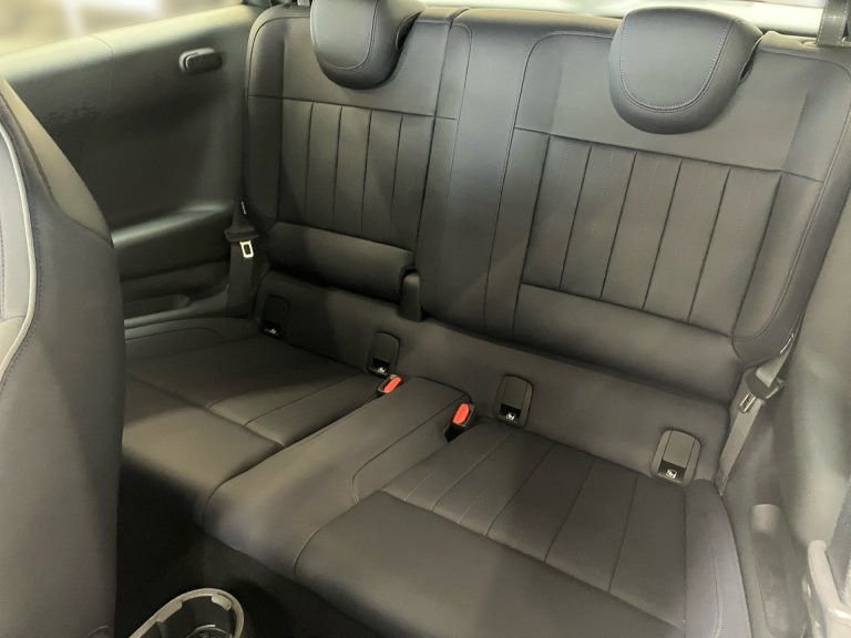 Bild 8: Mini Cooper SE J01