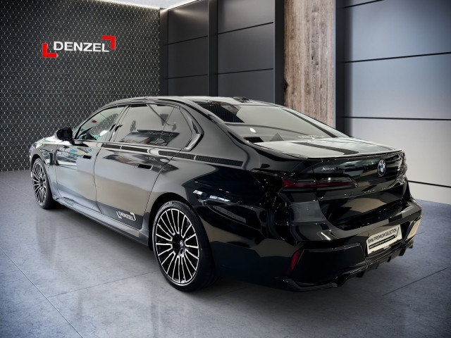 Bild 3: BMW 750e xDrive Limousine G70 XB1