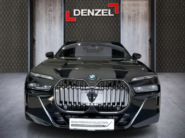Bild 4: BMW 750e xDrive Limousine G70 XB1