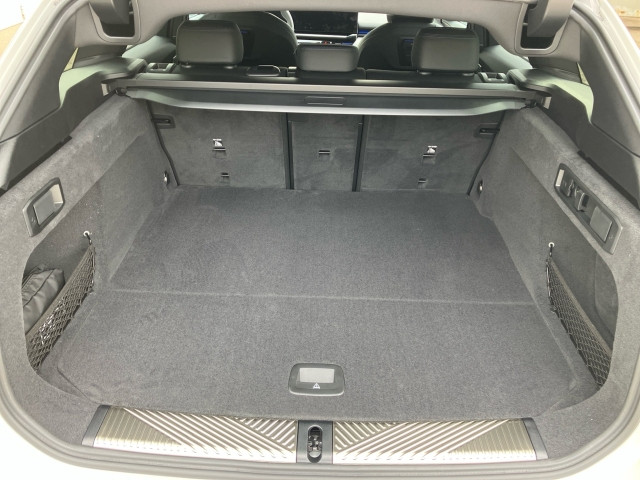 Bild 9: BMW 520d xDrive Touring G61 B47