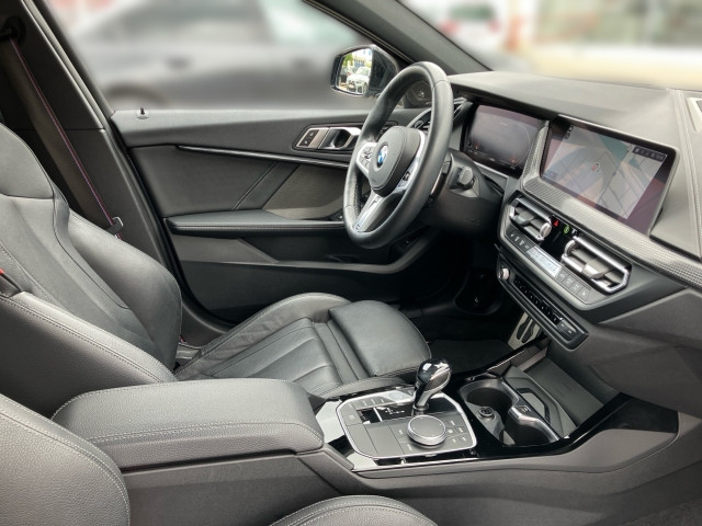Bild 5: BMW M135i xDrive 5-Türer F40 B48