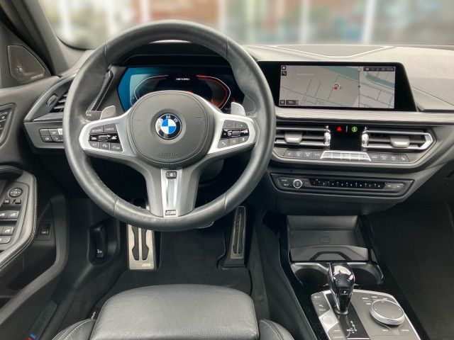 Bild 6: BMW M135i xDrive 5-Türer F40 B48