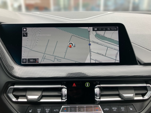 Bild 7: BMW M135i xDrive 5-Türer F40 B48