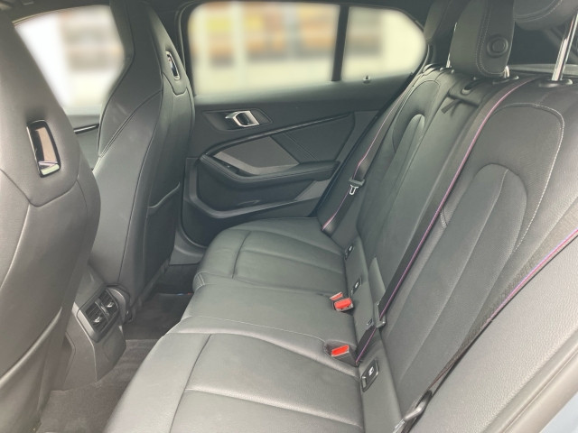 Bild 8: BMW M135i xDrive 5-Türer F40 B48