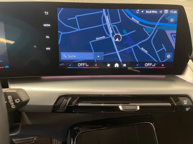 Bild 7: BMW 218d Active Tour B47