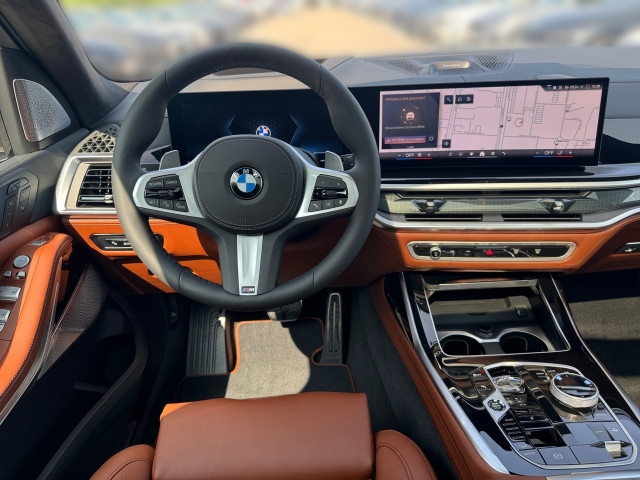 Bild 6: BMW X7 xDrive40d G07 B57